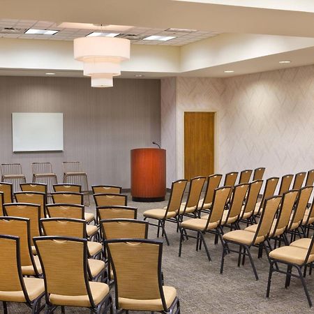 Springhill Suites Chesapeake Greenbrier Bagian luar foto