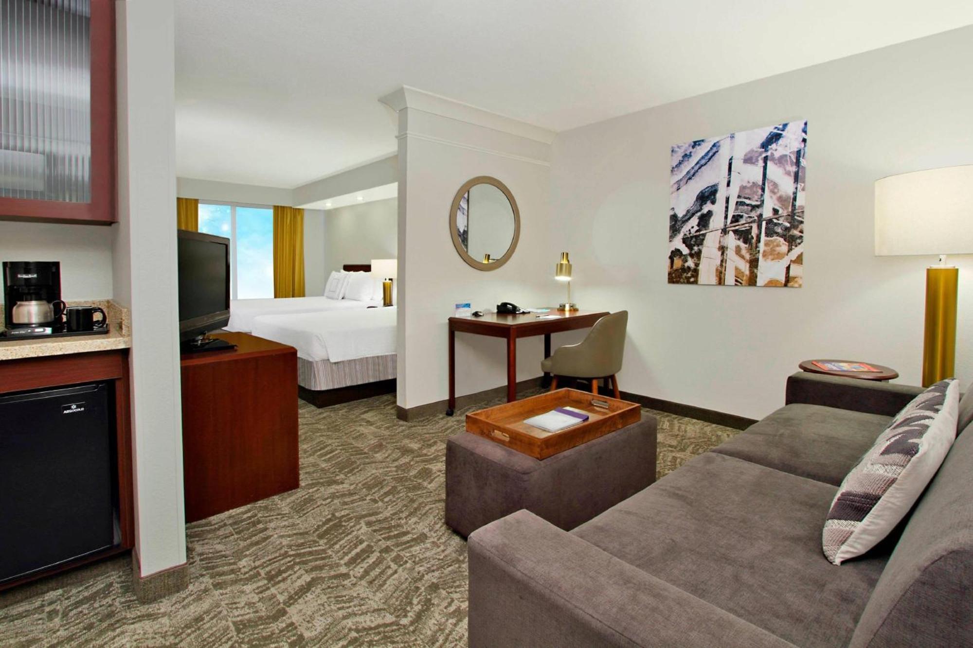 Springhill Suites Chesapeake Greenbrier Bagian luar foto